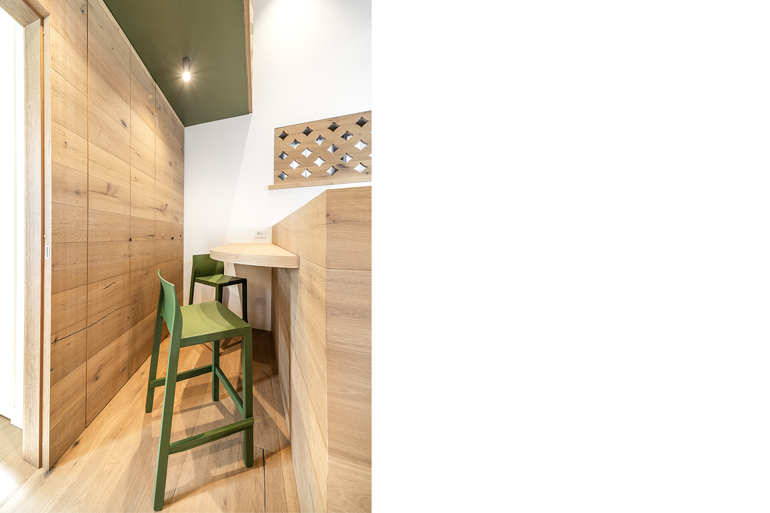 casa orchidea: progetto di interni per il restyling di un'abitazione unifamiliare